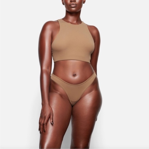 🤎RARE SKIMS FITS EVERYBODY HIGH NECK BRALETTE BRA OXIDE XXS - Picture 3 of 4